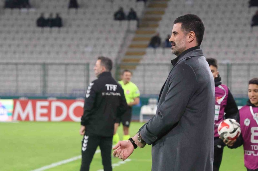 Trendyol Süper Lig: Konyaspor: 0 - Gençlerbirliği: 0 (ilk Yarı)