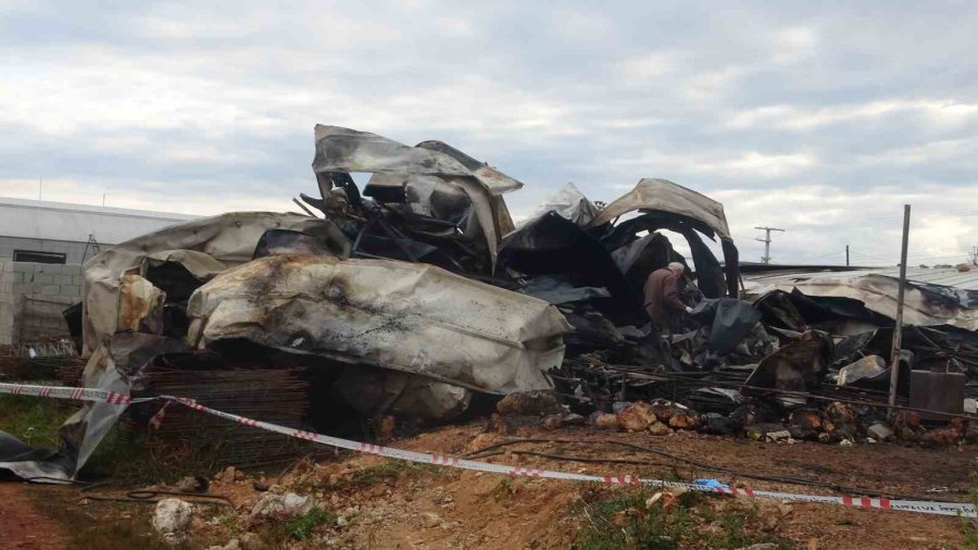 Antalya’da Yangın Faciası Sera İşçisi Anne Ve 5 Çocuğu Hayatını Kaybetti