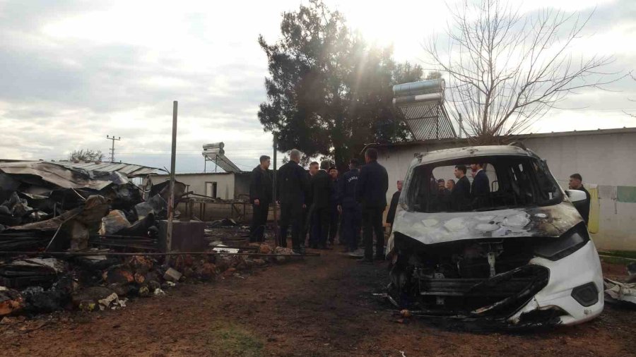 Antalya’da Yangın Faciası Sera İşçisi Anne Ve 5 Çocuğu Hayatını Kaybetti