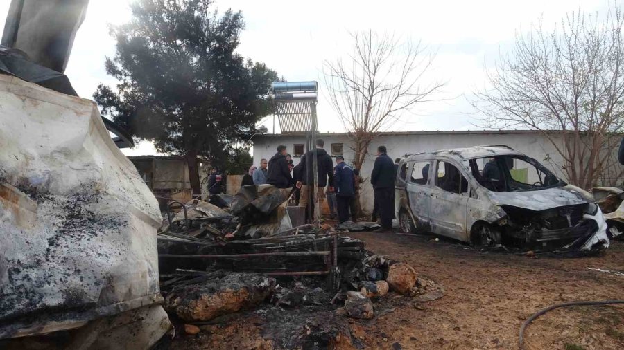 Antalya’da Yangın Faciası Sera İşçisi Anne Ve 5 Çocuğu Hayatını Kaybetti