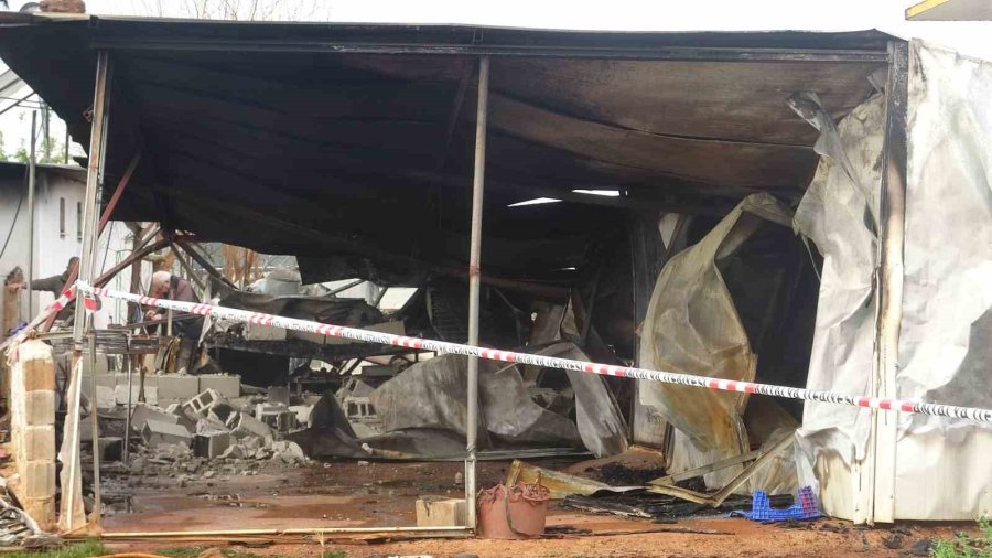 Antalya’da Yangın Faciası Sera İşçisi Anne Ve 5 Çocuğu Hayatını Kaybetti