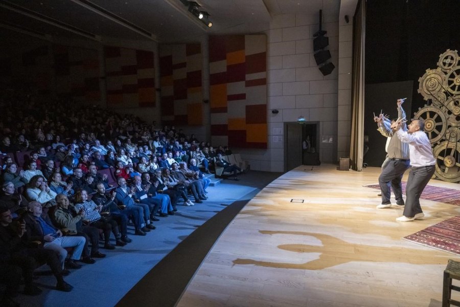 Şehir Tiyatrosundan Mersinli Sanatseverlere Ücretsiz Tiyatro Şöleni