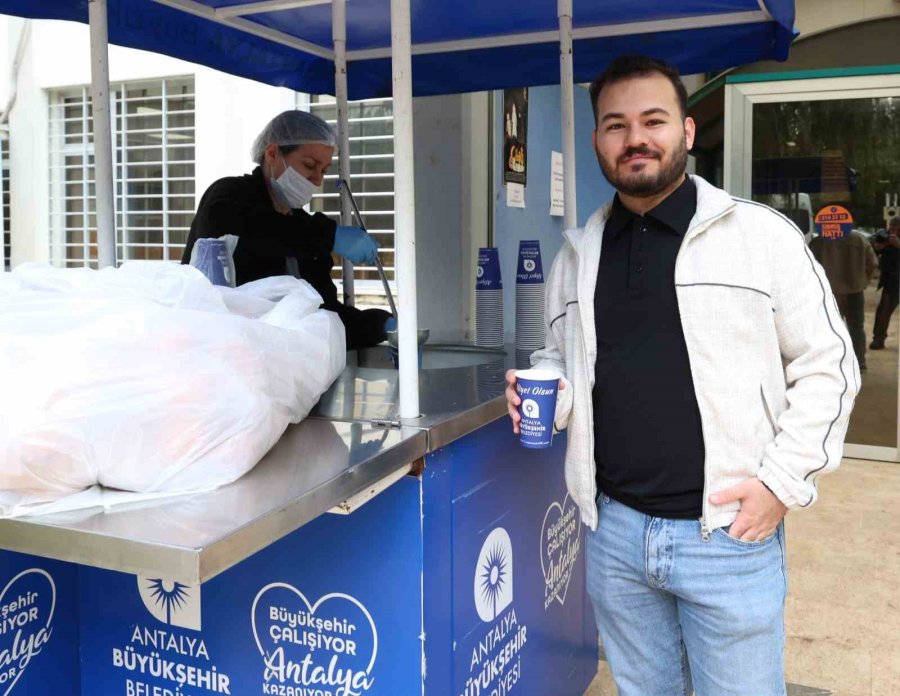 Büyükşehir’den Sınav Haftası Boyunca Sıcak Çorba İkramı