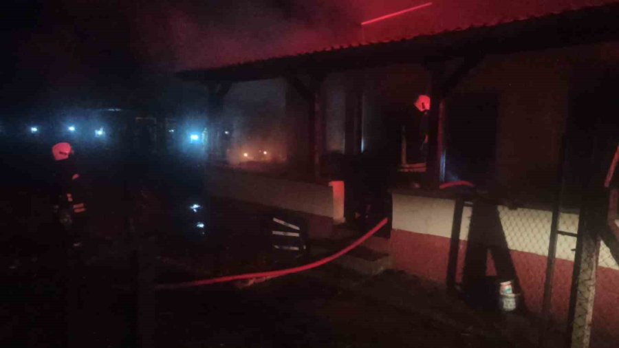 Konya’da Bağ Evinde Yangın Paniği