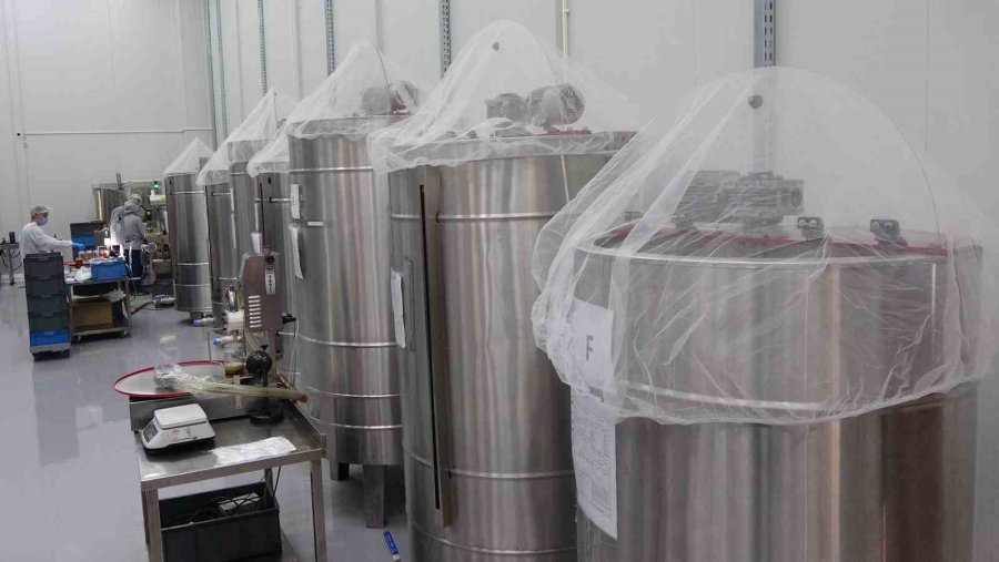 Arıcılar Teknolojiyi Yakından Takip Ediyor: Devlet Desteğiyle Modern Tesis Kurdu, 40 Kişiye İstihdam Sağladı