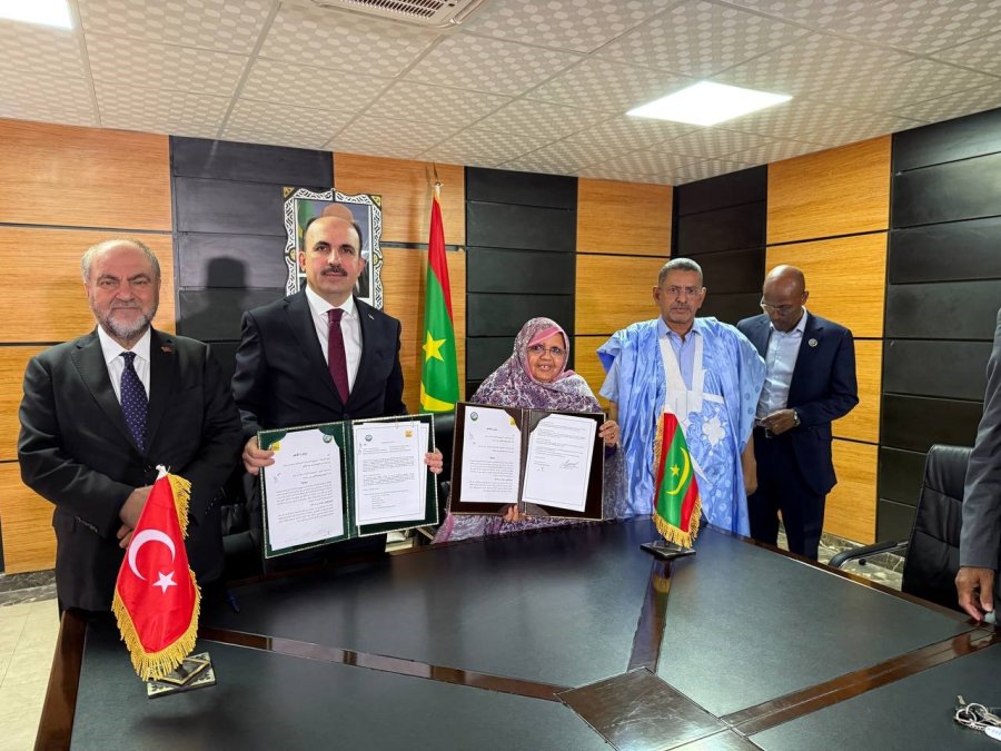 Moritanya’da Türkoloji Okuyan Afrikalı Öğrenciler Uclg Başkanı Altay’ı Coşkuyla Karşıladı