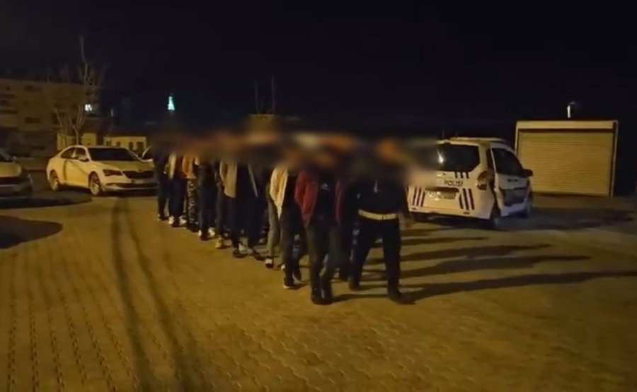 Konya’da Göçmen Kaçakçılığı Operasyonu: 3 Tutuklama