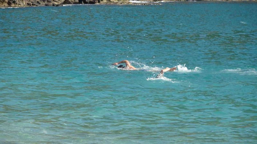 Alanya’da Mart Ayında Deniz Keyfi