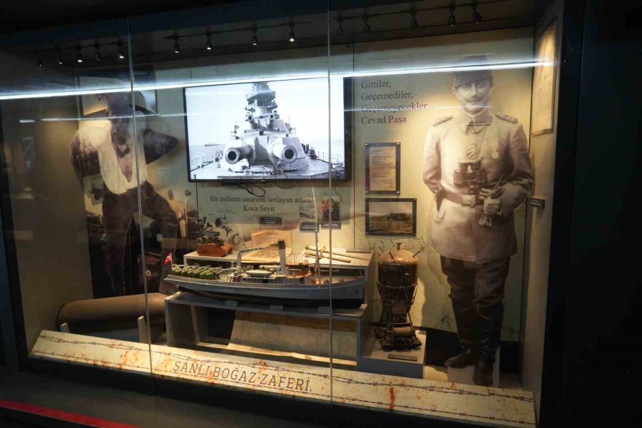 Çanakkale Ruhunu Taşıyan Mobil Müze Tırı Niğde’de Ziyarete Açıldı