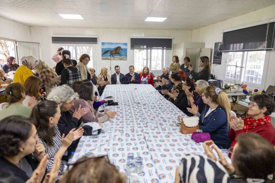 Mezitli’de Kadın Emeği Atölyelerde Hayat Buluyor