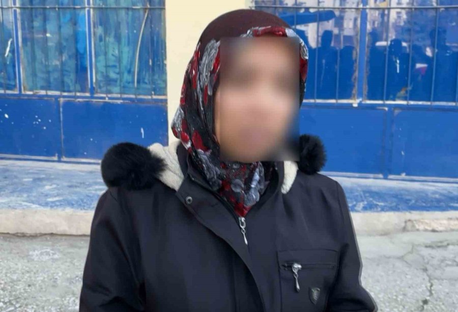 Kanser Hastası Yaşlı Adam Evinde Can Verdi, Polis İnceleme Başlattı