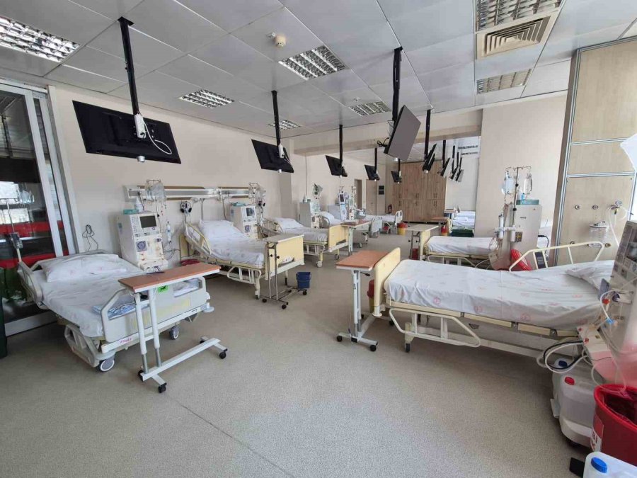 Bozkır Devlet Hastanesi Diyaliz Ünitesi’nin Kapasitesi Artırıldı