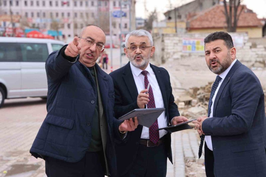 Meram’ın Yeni Caddeleri Şehir Trafiğine Nefes Aldırdı