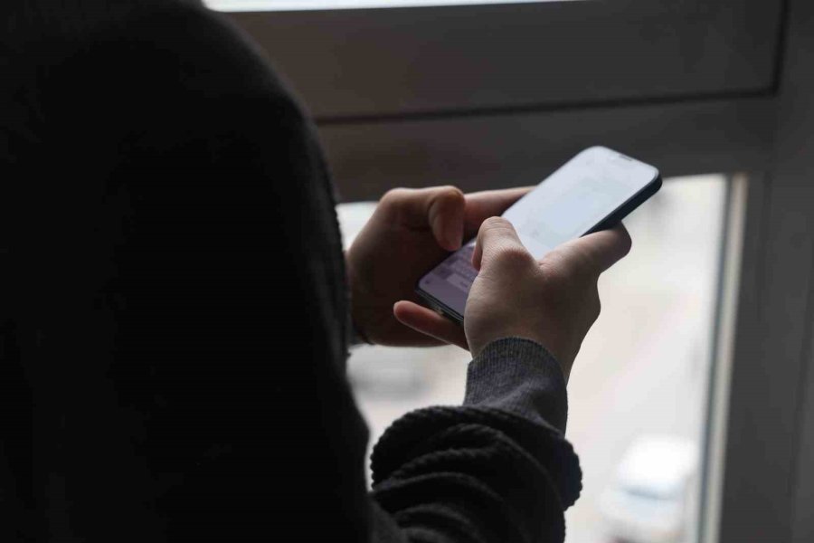 Merak Edilen Savaş Görüntüleri Çocukları Olumsuz Etkiliyor