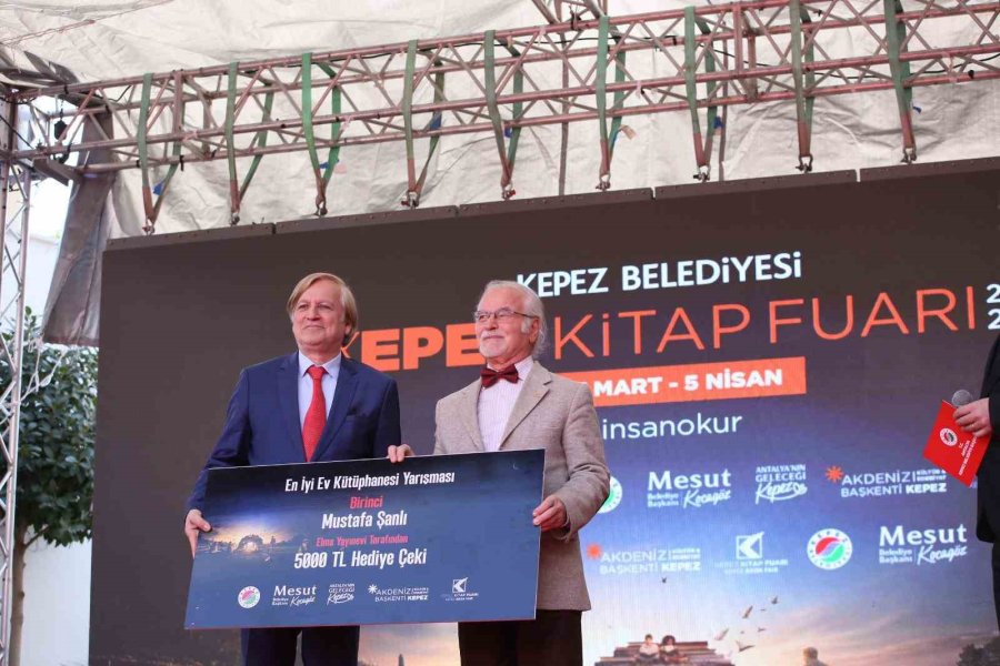 Kepez’de Antalya’nın En İyi Ev Kütüphaneleri Ödüllendirildi