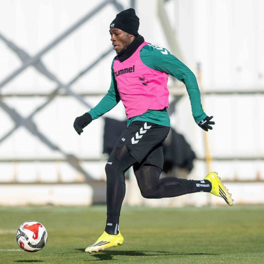 Jackson Muleka: "yüzde Yüzümüzü Vereceğiz Ve Terimizin Son Damlasına Kadar Savaşmaya Devam Edeceğiz"