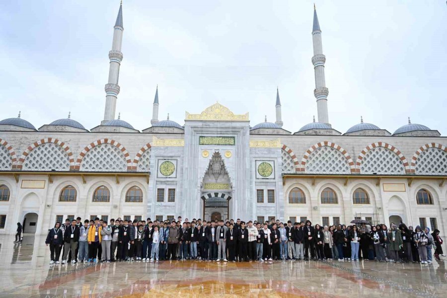 Başkan Altay: "genç Seyyah Projemizle Bu Yıl 25 Bin 920 Öğrencimizi Daha İstanbul İle Buluşturacağız"