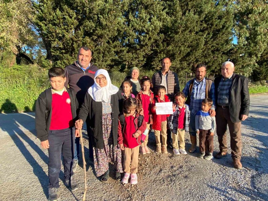 Traktör Kasalarında Eğitim Yolculuğunda Mutlu Son