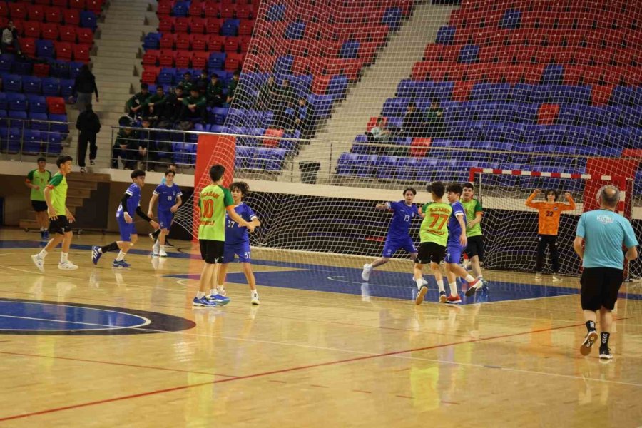 Niğde’de Hentbol Şöleni Büyük Heyecanla Sona Erdi