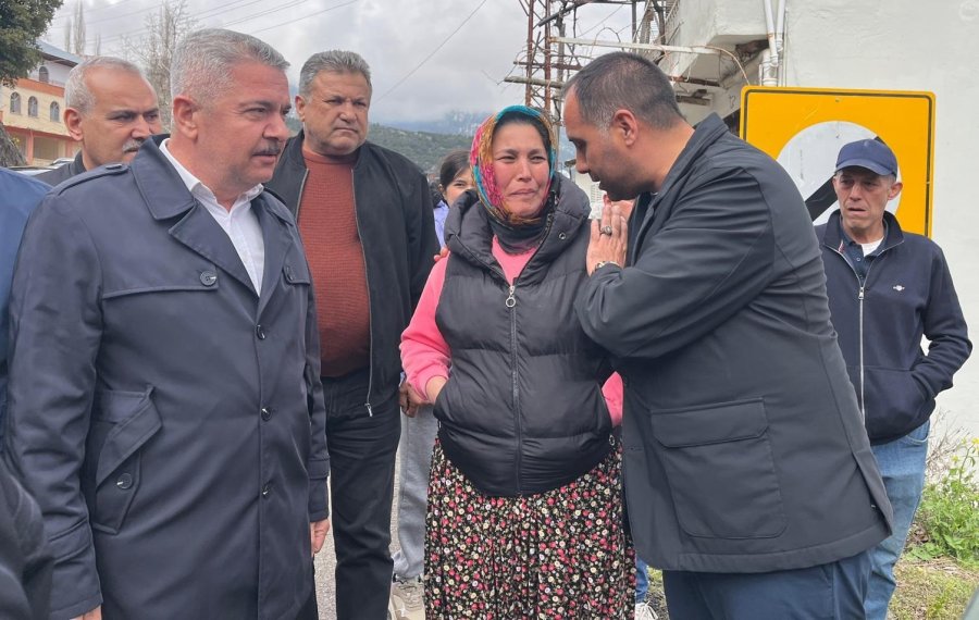 Kıratlı, Heyelan Bölgesinde İncelemelerde Bulundu