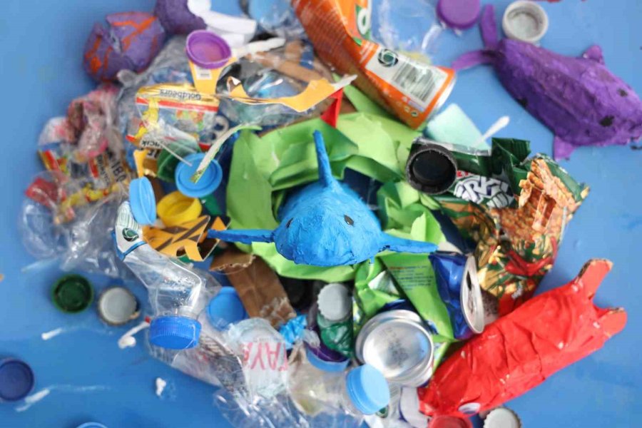 Büyükşehir Uluslararası Sıfır Atık Günü’nü Öğrencilerle Kutladı