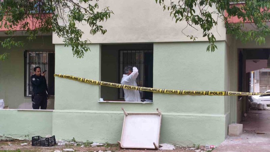 Kendisinden Haber Alamayan Şahıs Evinde Ölü Bulundu