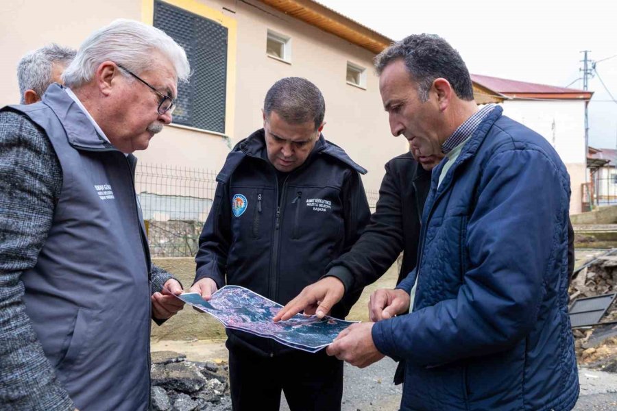 Mersin’deki Heyelan Bölgesi Havadan Görüntülendi