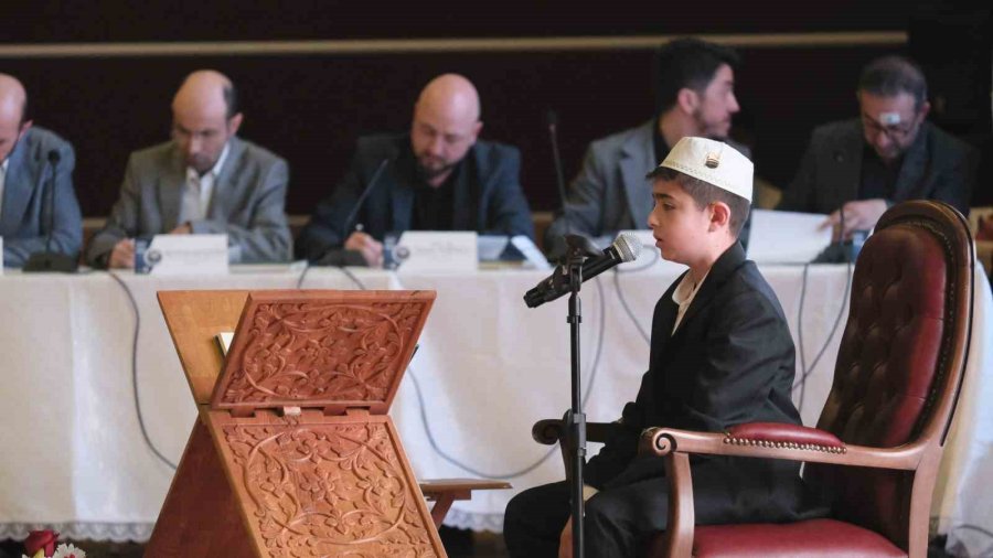 Kur’an-ı Kerim’i Güzel Okuma Yarışması Bölge Finali Karaman’da Yapıldı