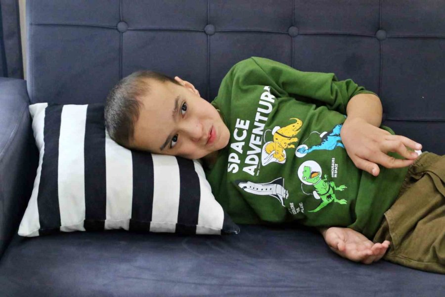 Annenin Özel Çocuğu İçin Eğitim Çırpınışı