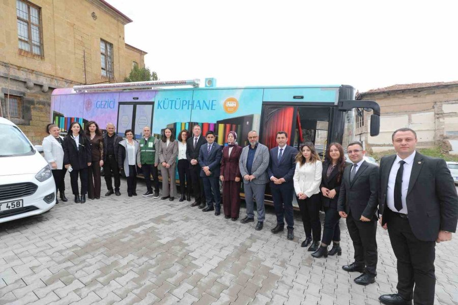 Kütüphane Haftası Niğde’de Düzenlenen Törenle Başladı