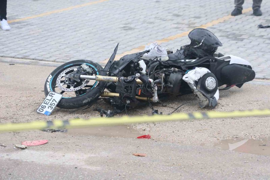 Konya’da Bayram Günü Yaşanan Kazada Ağır Yaralanan Motosikletli Genç Kurtarılamadı
