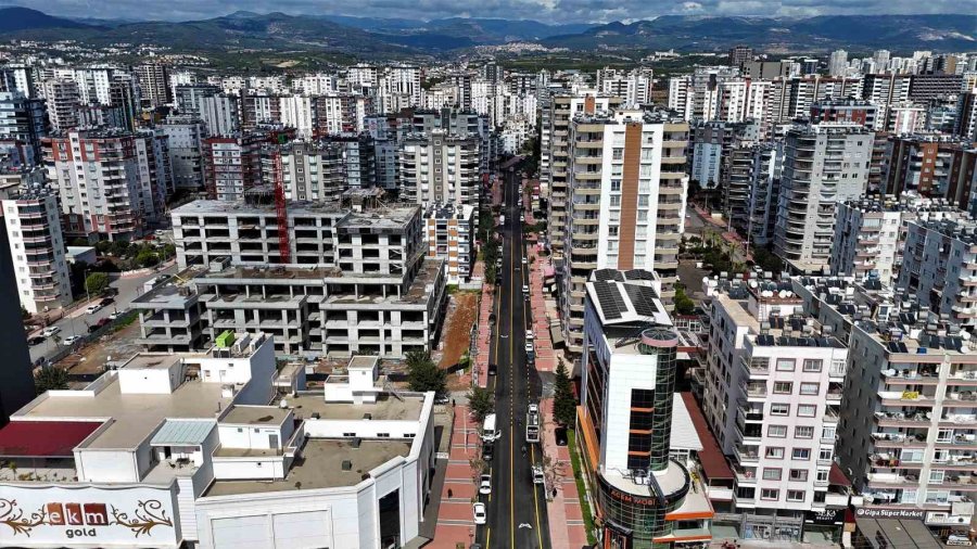 Mersin’de Yol Yenileme Çalışmaları Sürüyor