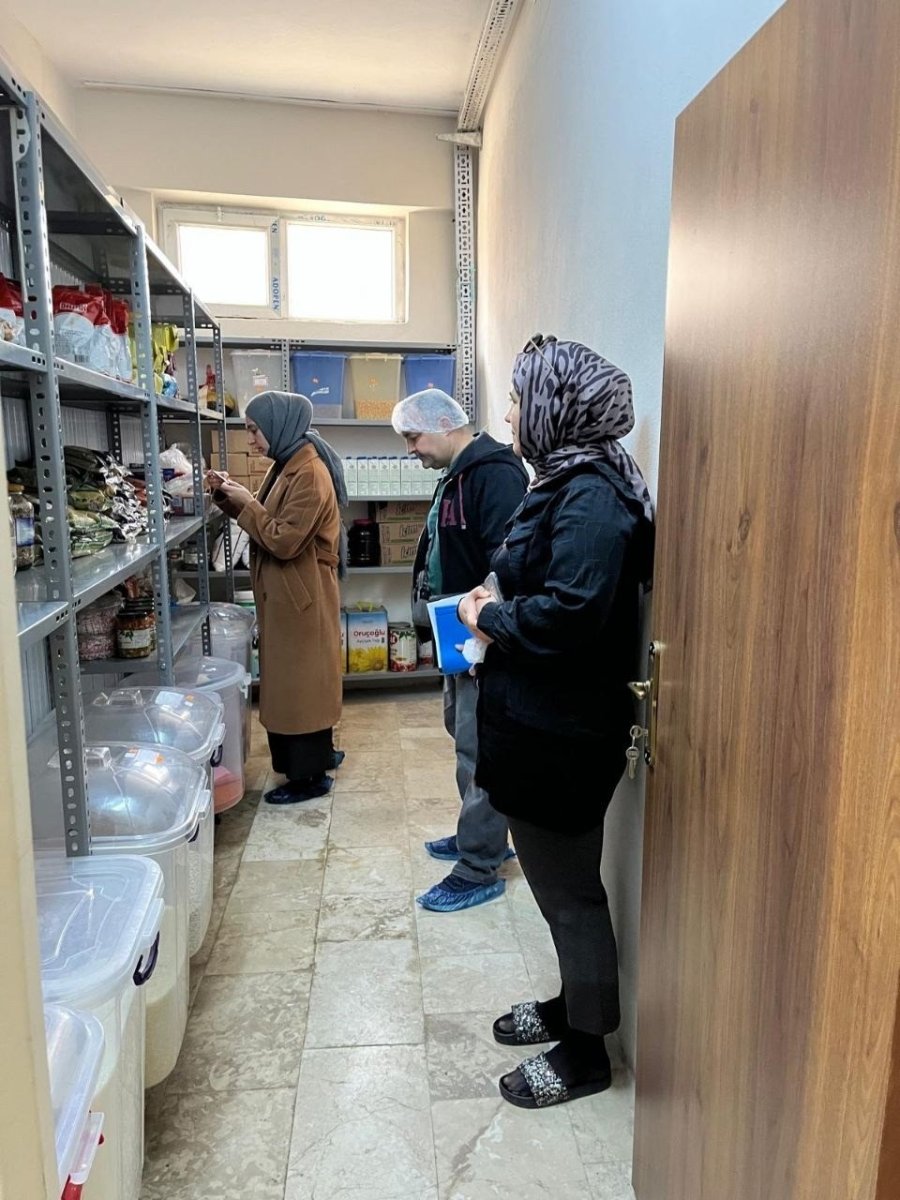 Korkuteli’nde Okul Kantin Ve Yemekhanelerine Sıkı Denetim