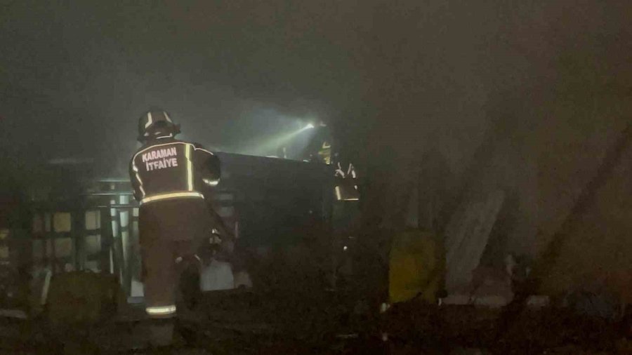 Karaman’da Spiral Makinesinden Çıkan Kıvılcımlar Yangın Çıkardı