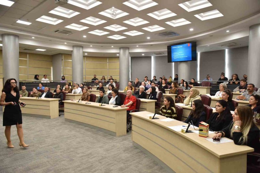 Kepez’de Kolon Kanserine Karşı Bilinçlendirme Eğitimi