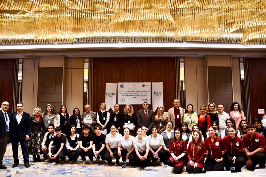 Silifke’de Turizm Öğrencileri Hünerlerini Ortaya Koydu