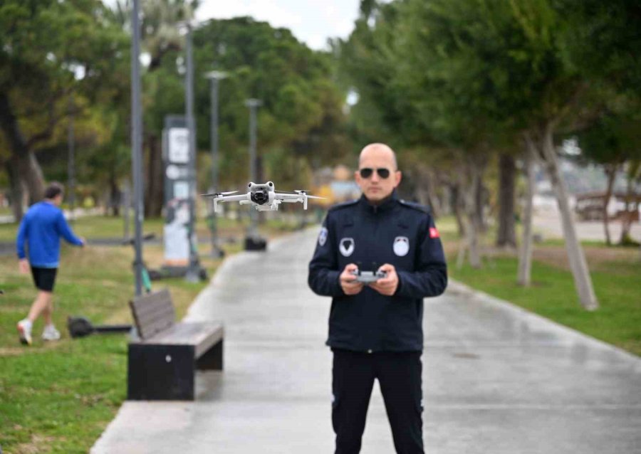 Antalya Büyükşehir Zabıtasından Dronla Denetim