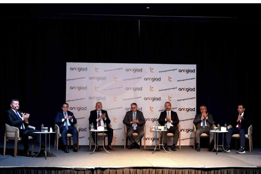 Antgiad Başkanı Ercan Yavaş: "barış Varsa Turizm Vardır"