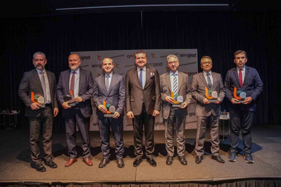 Antgiad Başkanı Ercan Yavaş: "barış Varsa Turizm Vardır"