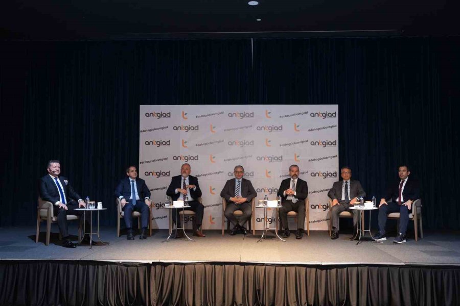 Antgiad Başkanı Ercan Yavaş: "barış Varsa Turizm Vardır"