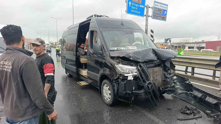Antalya’da İntihar Teşebbüsü Gibi Kaza Güvenlik Kamerasında