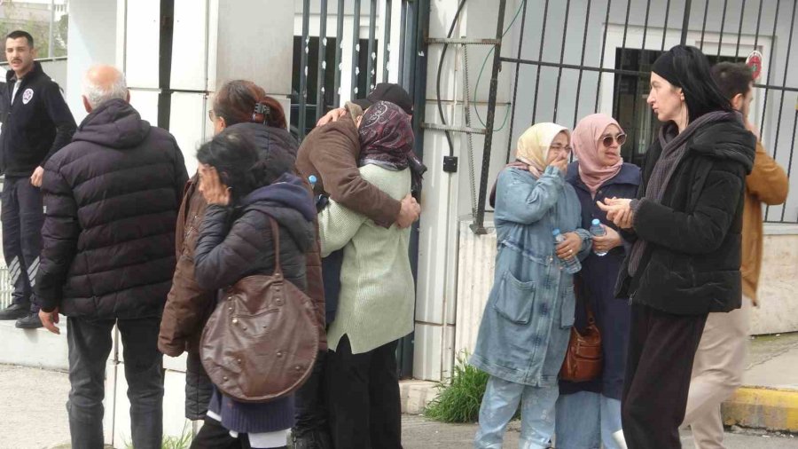 Trafik Kazasında Hayatını Kaybeden Küçük Çocuğun Cenazesi Teslim Alındı