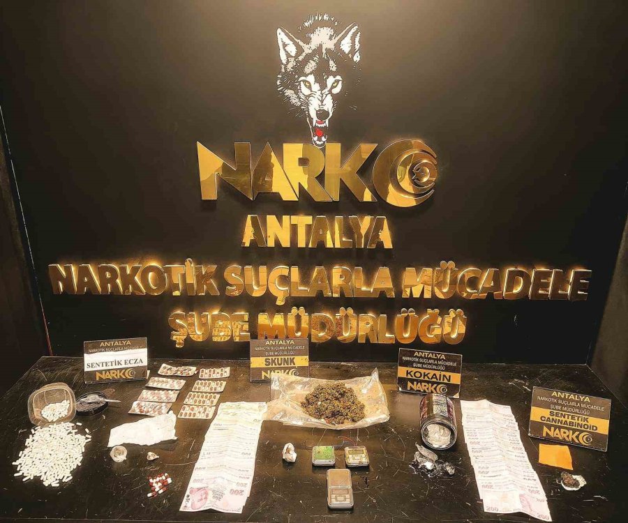 İl Emniyet Müdürünün Yönettiği Operasyonda Çok Miktarda Uyuşturucu Madde Ele Geçirildi