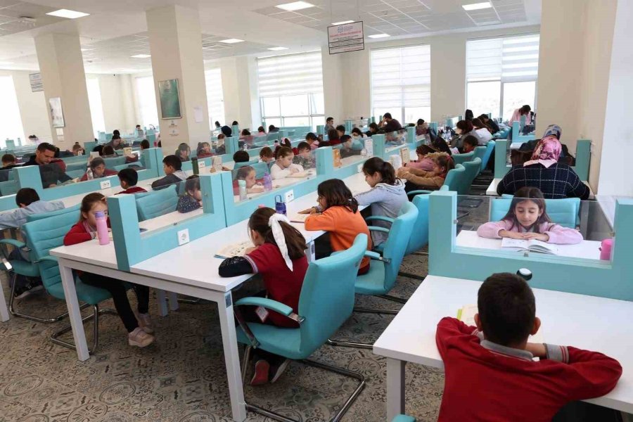 Alkü’de Kütüphane Haftası Etkinliklerle Kutlandı