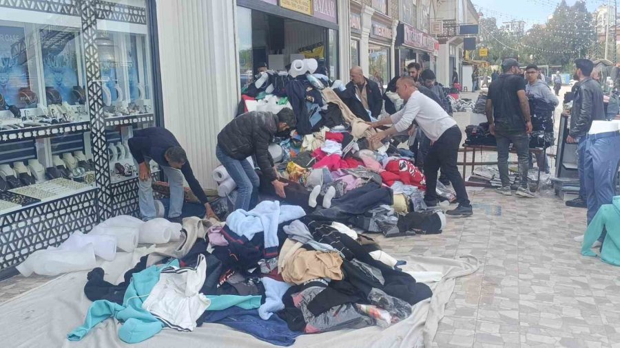 Antalya’da İş Merkezinde Yangın Paniği