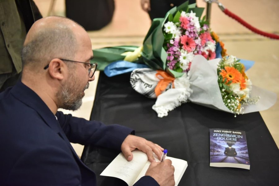 Kitabının Satış Geliri Köy Okulunun Yapımına Bağışlandı