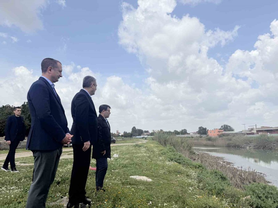 Tarsus’ta Irmakta Kaybolan Genç İçin Seferber Oldular: Vali Toros Bölgede