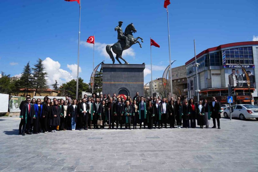 Niğde Barosu Başkanı Öztürk: "mesleğin Güçsüzleşmesi, Doğrudan Vatandaşların Adalete Erişimini Zedeler"