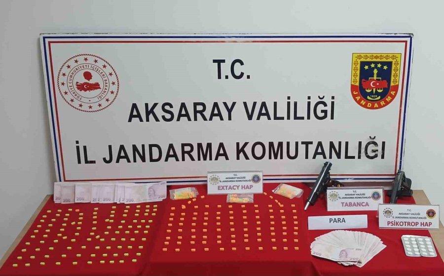 Burnuyla Kokladı, Patisiyle Uyuşturucuların Yerini Gösterdi