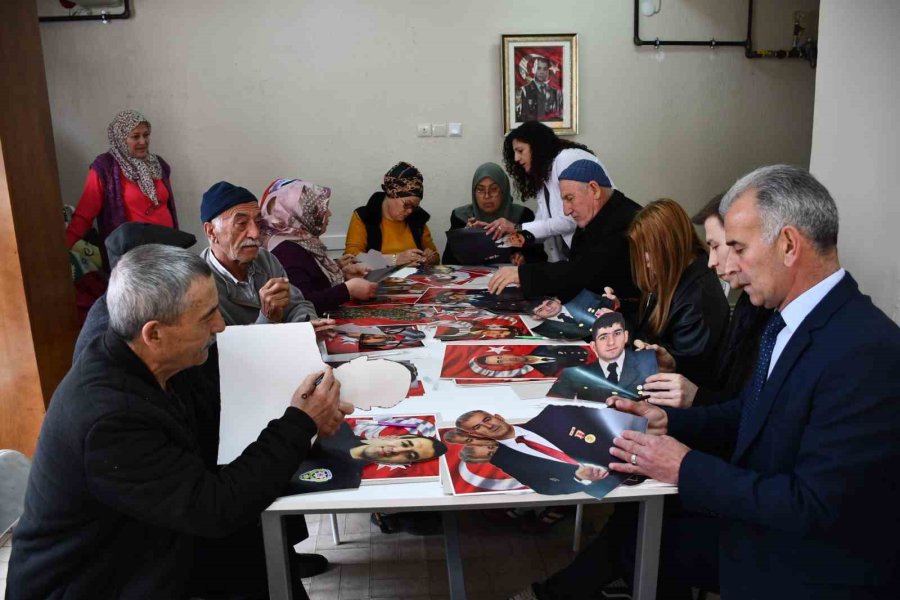 Şehit Evlatlarını, Eşlerinin Hatıralarını 3 Boyutlu Rölyeflerde Yaşatıyorlar